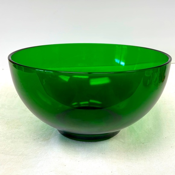 Mid Century Modern Anchor Hocking” Forest Green popcorn/salad bowl - Picture 1 of 5